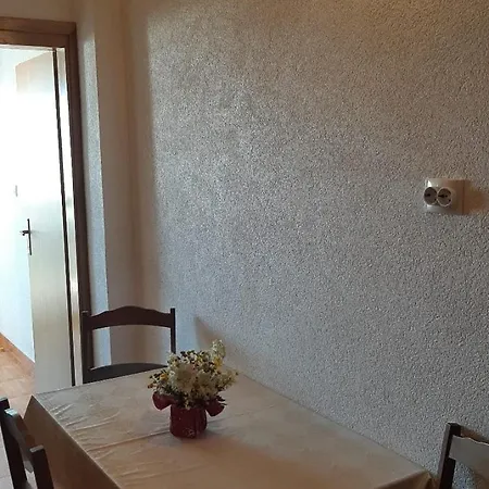 Neda Apartment