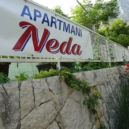 Neda Apartament *